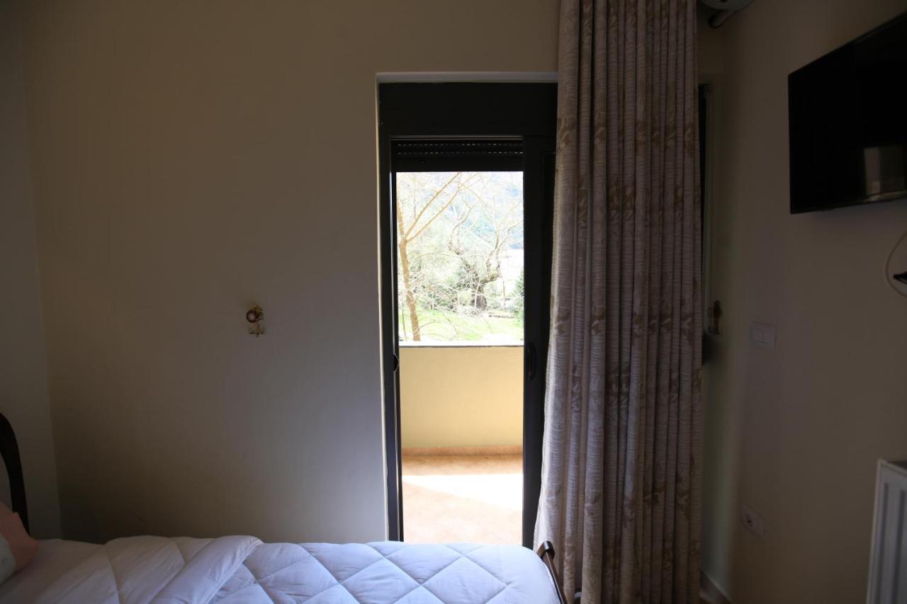 Hotel Gryka E Kelcyres Εξωτερικό φωτογραφία