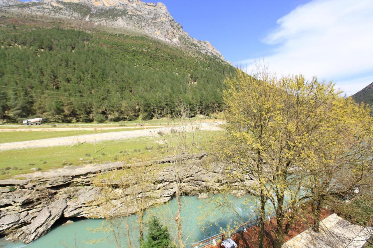 Hotel Gryka E Kelcyres Εξωτερικό φωτογραφία