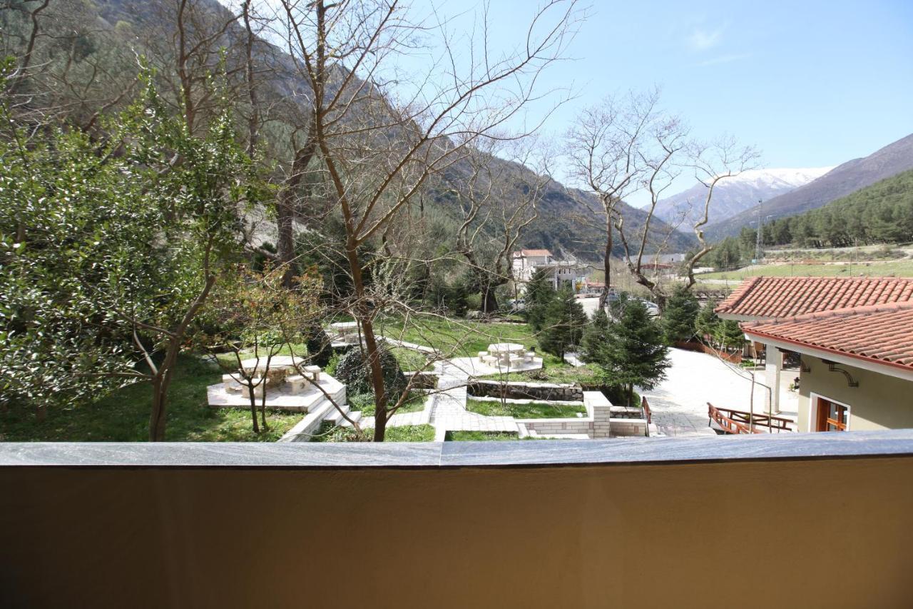 Hotel Gryka E Kelcyres Εξωτερικό φωτογραφία