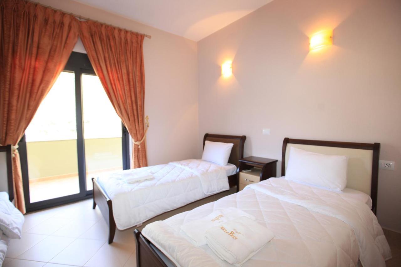 Hotel Gryka E Kelcyres Εξωτερικό φωτογραφία